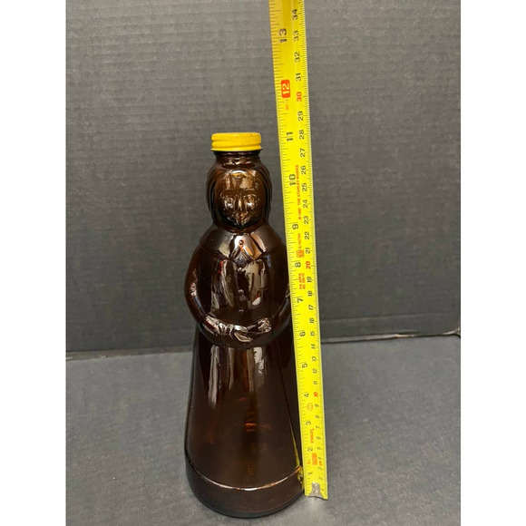 Vintage 1978 Mrs Buttersworth's Amber Glass Syrup Bottle w/Lid - Picture 2 of 7